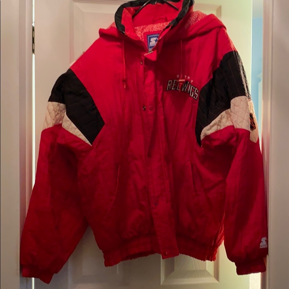 Men’s Starter Detroit Red Wings coat, barely worn